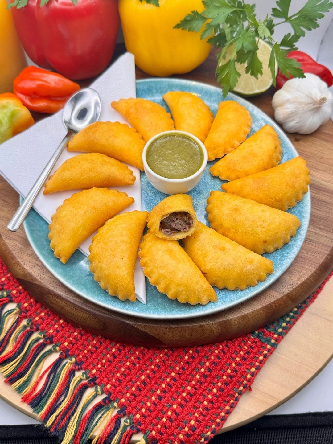 Mpanadas & Salsas
